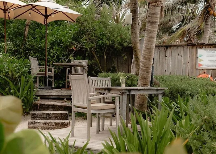 Serenidad - Luxury Retreat With Private Garden, Pool And Rooftop Terrace Villa *